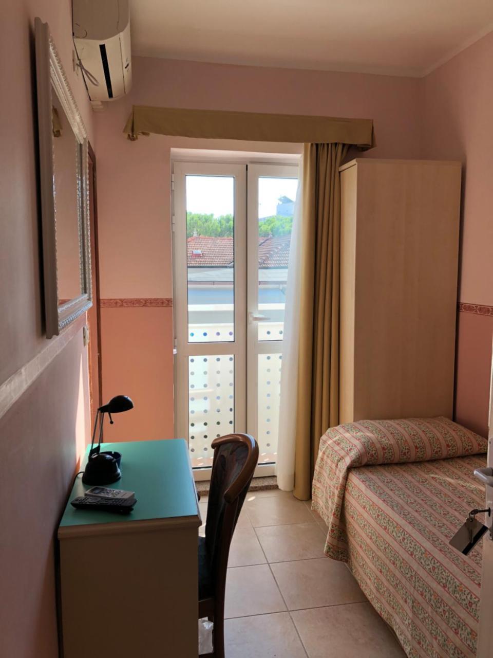 Hotel Al Ponte Ліньяно-Сабб'ядоро Екстер'єр фото